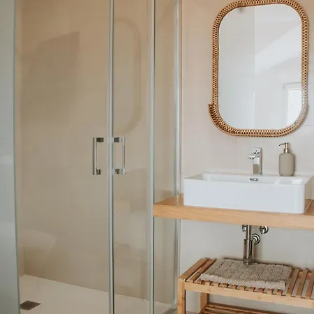 La Paloma Alojamentos *